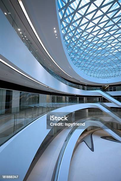 Moderne Architekturkorridor Stockfoto und mehr Bilder von Architektur - Architektur, Bauwerk, Blau