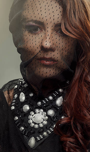 ritratto di moda - fashion gothic style lace women foto e immagini stock