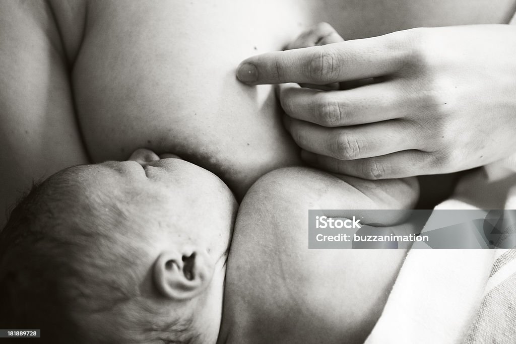 Amamentar o seu bebé - Royalty-free Amamentar Foto de stock