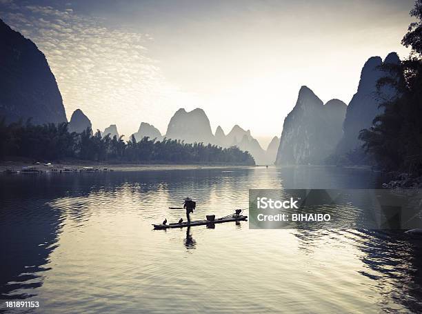 싱핑의 이강 Li River 어부에 대한 스톡 사진 및 기타 이미지 - 어부, 중국 문화, 중국 민족