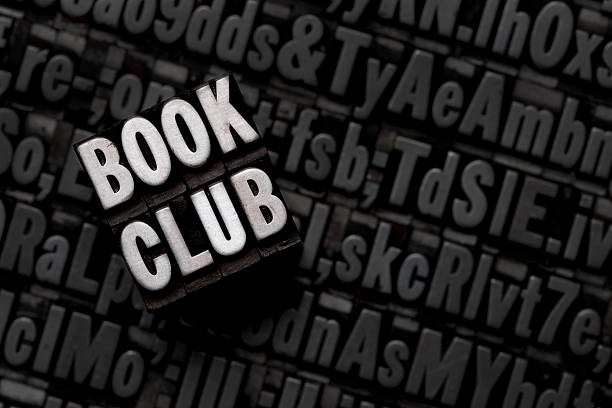 club de lectura de cartas de metal tipografía - book club book alphabet letterpress fotografías e imágenes de stock