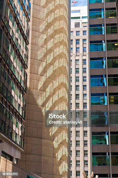 Foto de Moderno Distrito Financeiro e mais fotos de stock de Alto - Descrição Geral - Alto - Descrição Geral, Arquitetura, Arranha-céu