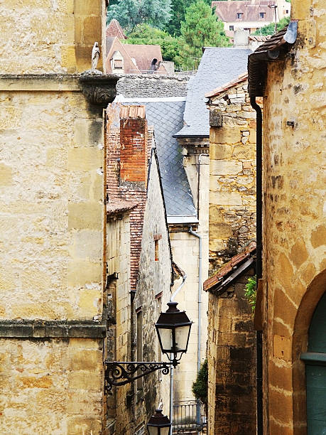 village - sarlat la photos et images de collection