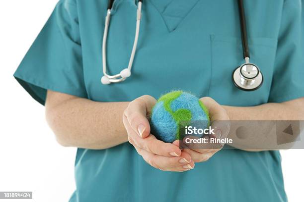 Mundial De La Salud Foto de stock y más banco de imágenes de Globo terráqueo - Globo terráqueo, Mapa mundial, Personal de enfermería