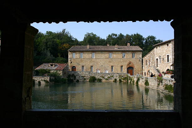 istock Bagno Vignoni, Italy IV 181895567