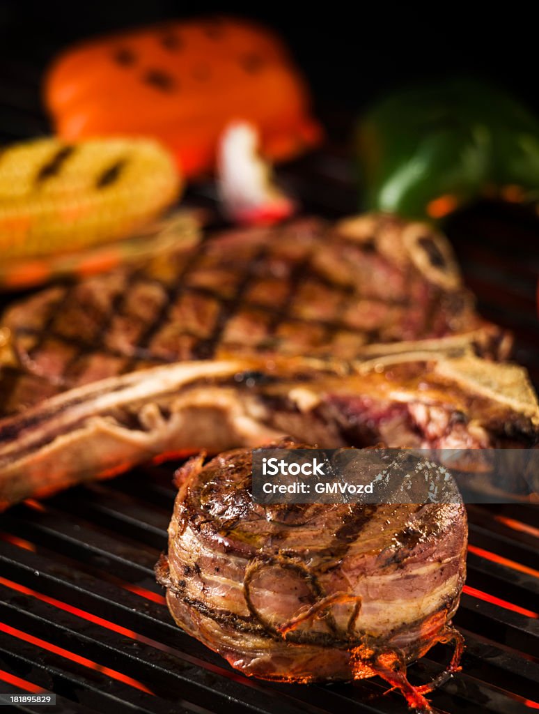T-Bone Steak et du Filet Mignon - Photo de Aliment libre de droits