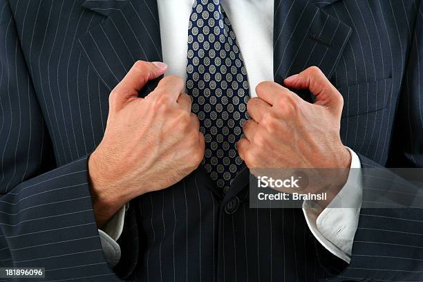 ビジネスの男性 - よそいきの服のストックフォトや画像を多数ご用意 - よそいきの服, シャツとネクタイ, スーツ
