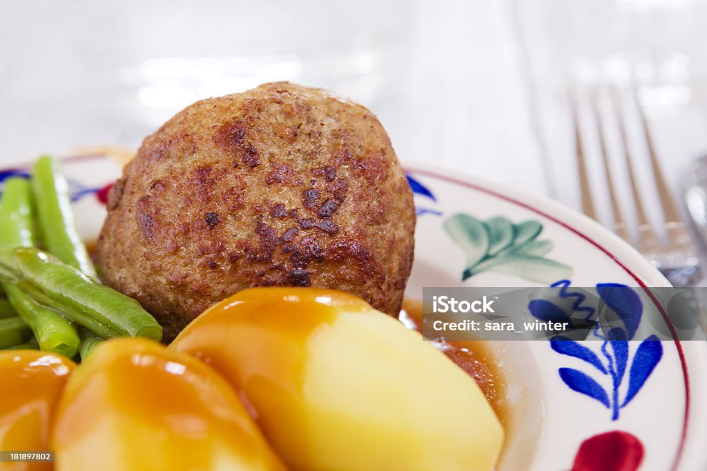Holandês refeição com Almôndegas, batatas e feijão verde - Royalty-free Batatas Preparadas Foto de stock