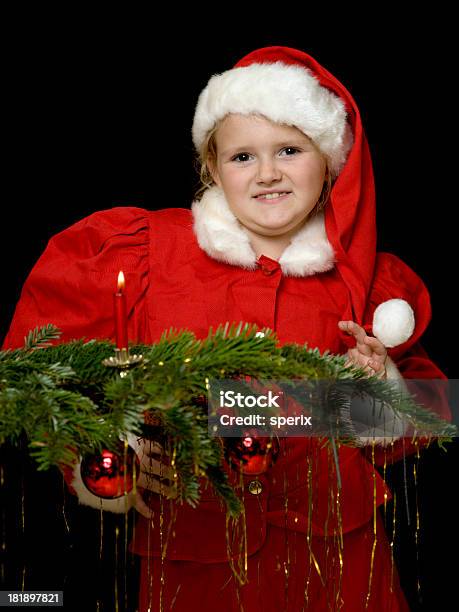 Santa Dziewczyna - zdjęcia stockowe i więcej obrazów Boże Narodzenie - Boże Narodzenie, Choinka, Czas