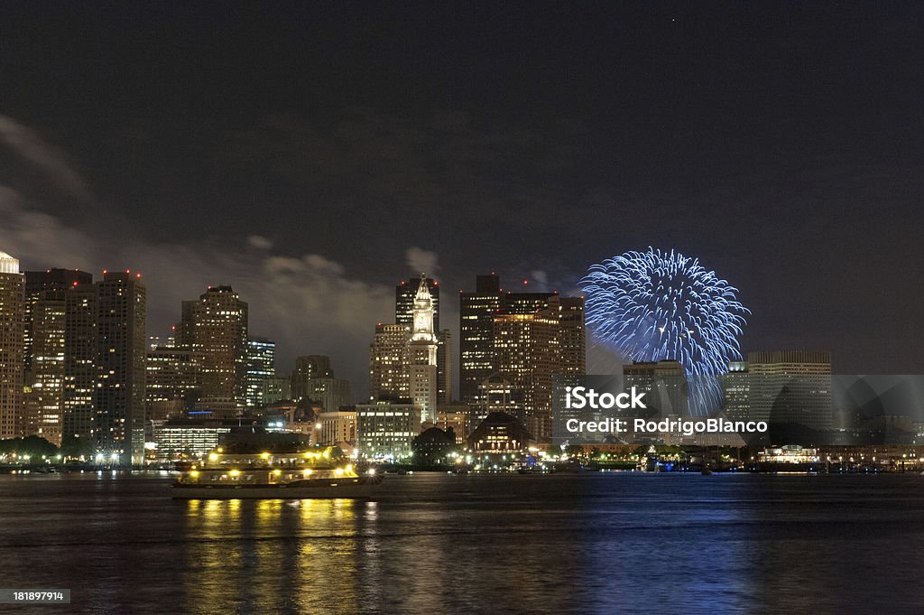 보스턴 독립기념일을 맞이하십시오 파이어워크 - 로열티 프리 0명 스톡 사진