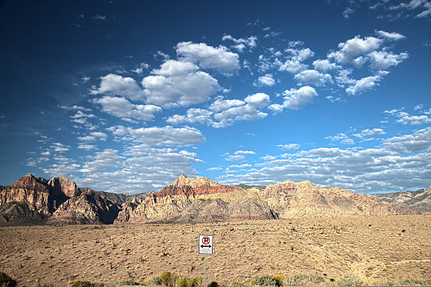 istock No Parking Enjoy the View 181898718
