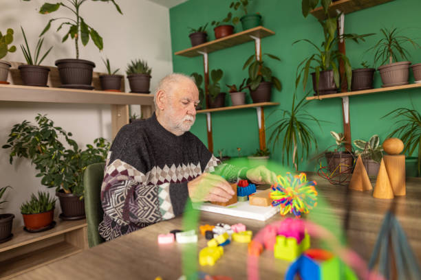 istock Block therapy for dementia 1818992422