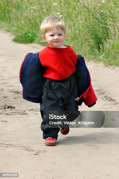 Amor De Niño Foto de stock y más banco de imágenes de Adulto - Adulto, Alegre, Amor - Sentimiento