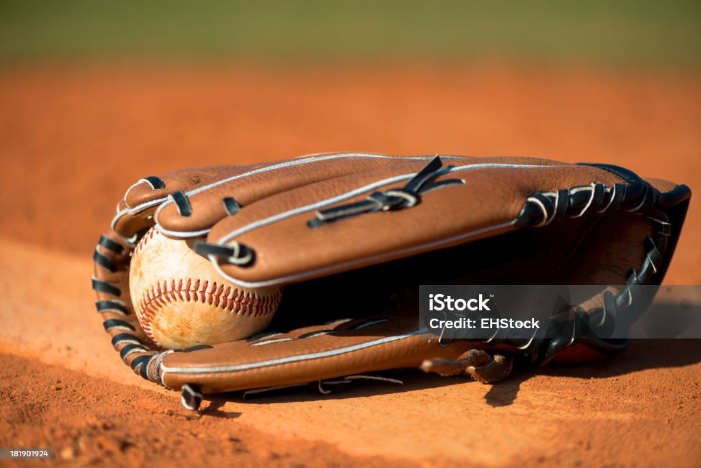 Gant de Baseball Glove avec ballon - Photo de Balle de baseball libre de droits
