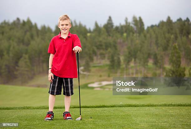 Photo libre de droit de Golfeur Junior banque d'images et plus d'images libres de droit de Activité de loisirs - Activité de loisirs, Adolescence, Apprentissage