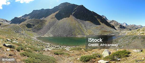 Lago Di Montagna Panorama Alpino Unterer Plenderlesee Kuehtai Alto Adige Austria - Fotografie stock e altre immagini di Acqua