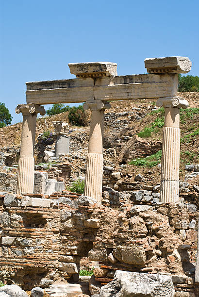istock Ancient column with the blue sky , Ephesus, Turkey 181929041