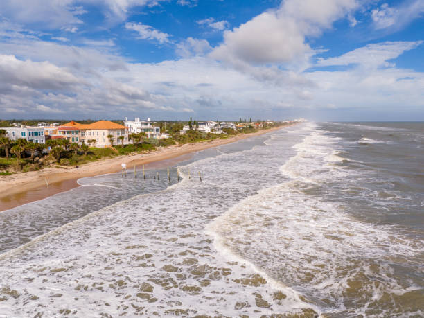 istock Erosion creeping on multimillion dollar homes on Ormond Beach FL 1819297813