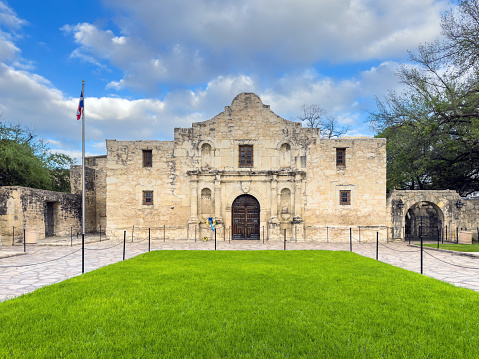 Front exterior view of The Alamo at San Antonio, Texas