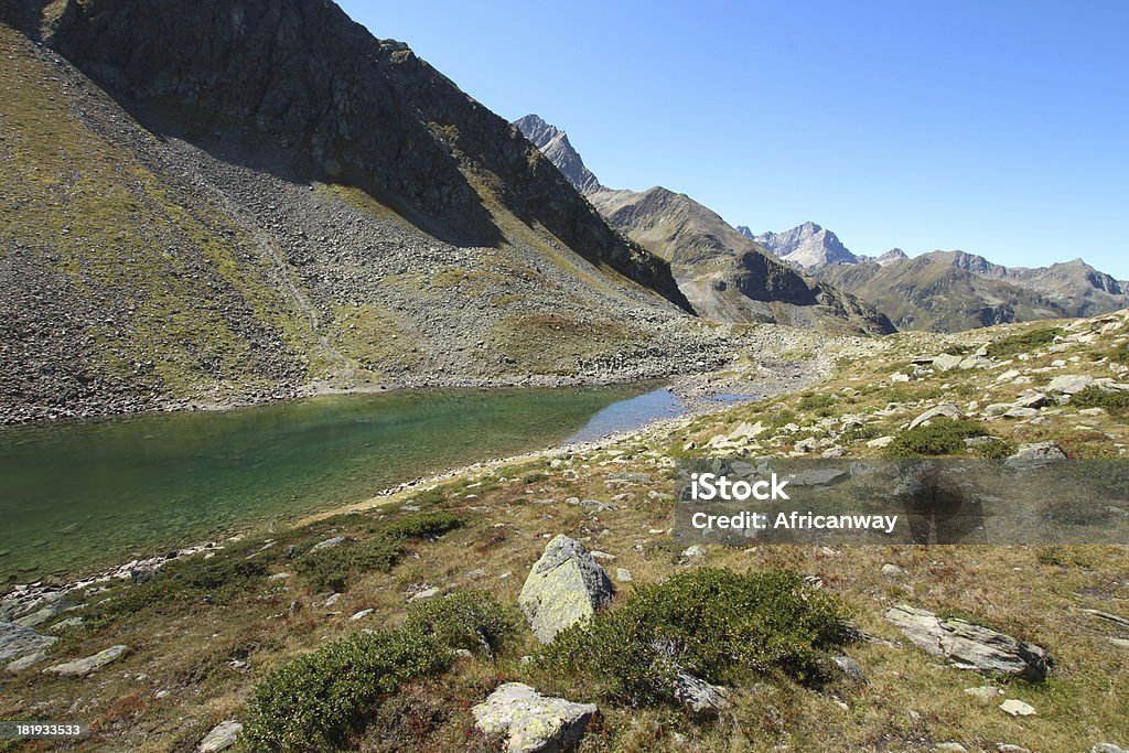 Panorama della montagna, Lago Mittlerer Plenderlesee, Kühtai, Alto Adige, Austria - Foto stock royalty-free di Acqua