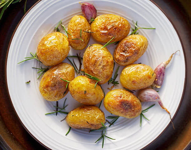 istock Roasted rosemary garlic potato 181936687