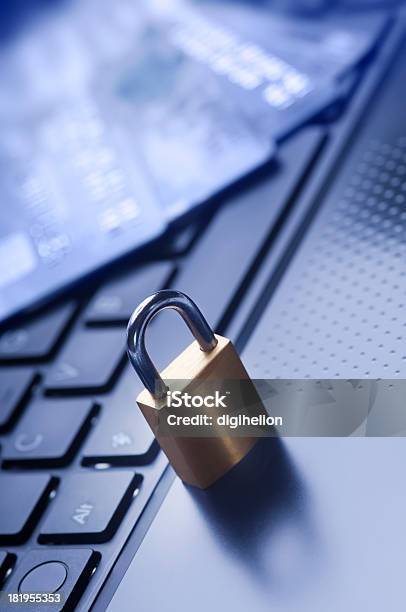 Foto de Internet E Ebanking Conceito De Segurança e mais fotos de stock de Cadeado - Cadeado, Cartão de crédito, Acessibilidade