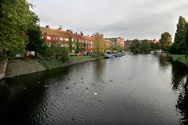 istock City in Autumn 181955959