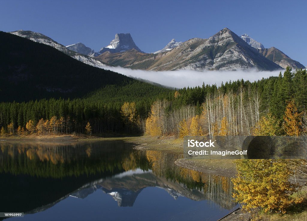 Fotografia de paisagem de Montanhas Rochosas canadenses - Foto de stock de Alberta royalty-free