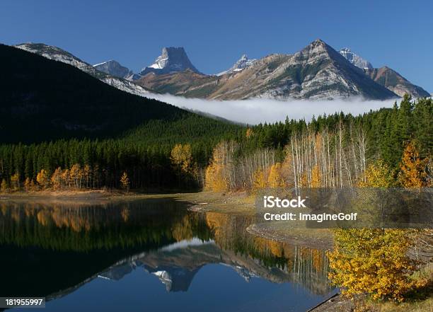 Foto de Fotografia De Paisagem De Montanhas Rochosas Canadenses e mais fotos de stock de Alberta