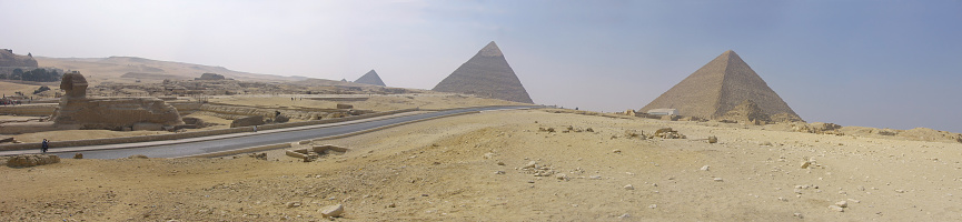 pyramids and sphinx in 1 panorama