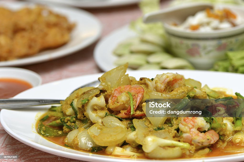 Curry de fruits de mer et de ensemble de plats thaïlandais, en Thaïlande - Photo de Aliment libre de droits