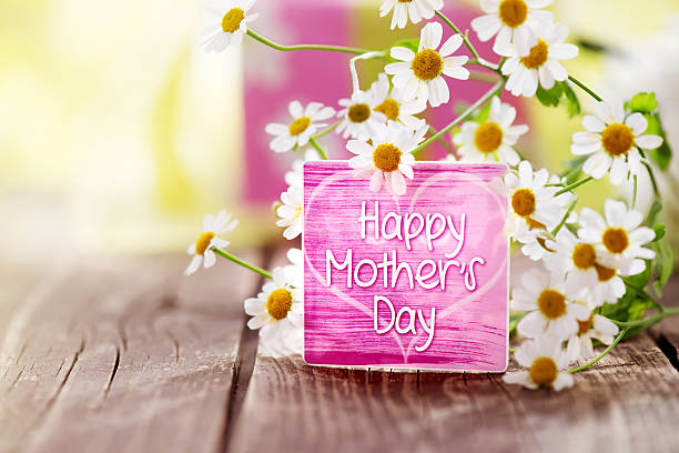 istock Beautiful fresh flower bouquet with morhers day card 181957318