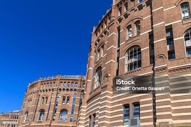 Gasometro Vienna - Fotografie stock e altre immagini di Gasometro - Gasometro, Vienna - Austria, Ambientazione esterna