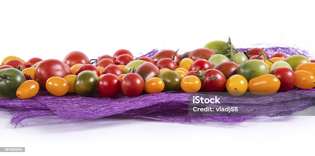 Nature morte de tomates de couleurs différentes - Photo de Affaires libre de droits