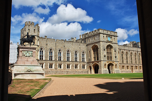 United Kingdom: The long walk to Windsor Castle