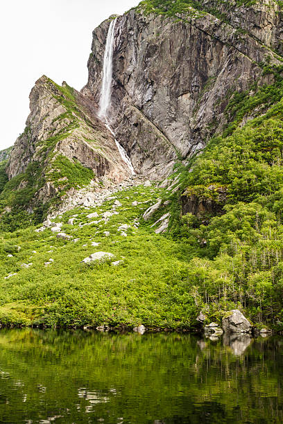 istock Pissing Mare Falls on Western Brook Pond 181995570