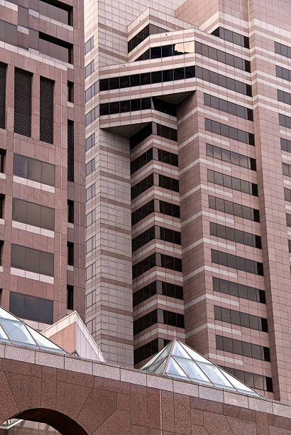 istock Shapes of a Modern Building 182003376