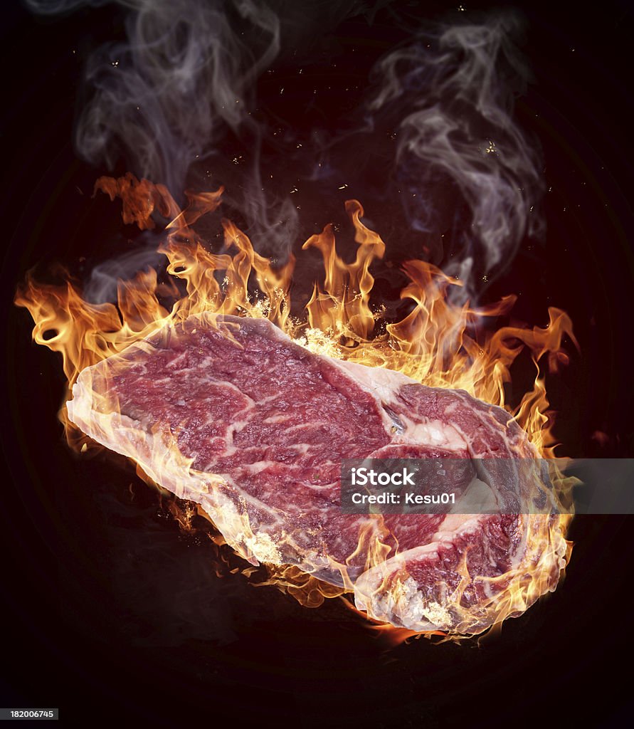 Premium Raw Filé de carne bovina - Foto de stock de Alecrim royalty-free