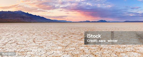 Cracked Earth In Remote Alvord Desert Oregon Usa At Sunset Stock Photo - Download Image Now