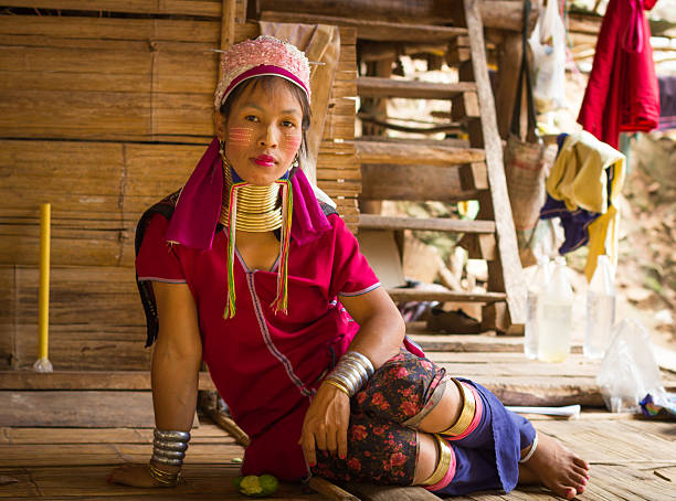 Long neck tribe Long neck tribe in Chiang Mai Thailand.More information: http://en.wikipedia.org/wiki/Kayan_people_(Burma) padaung tribe stock pictures, royalty-free photos & images