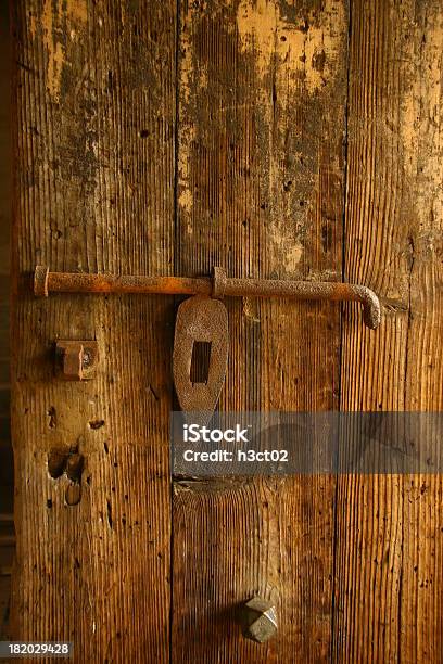 Altes Türschloss Stockfoto und mehr Bilder von Alt - Alt, Altertümlich, Alterungsprozess