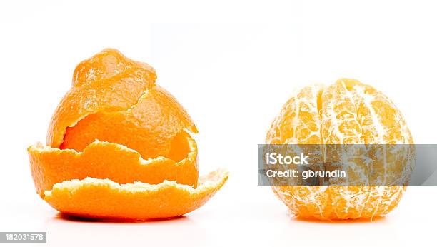 Geschält Clementine Stockfoto und mehr Bilder von Fotografie - Fotografie, Freisteller – Neutraler Hintergrund, Gesunde Ernährung