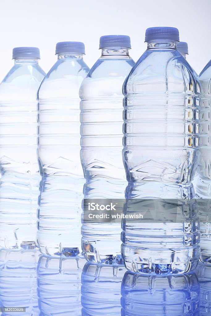 Flaschen Wasser - Lizenzfrei Alkoholfreies Getränk Stock-Foto