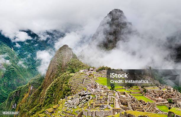 Machu Picchu In Peru Stockfoto und mehr Bilder von Anden - Anden, Anhöhe, Antike Kultur