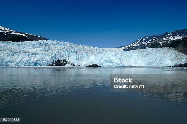 Aialik Glacier - zdjęcia stockowe i więcej obrazów Bez ludzi - Bez ludzi, Fiord, Fotografika