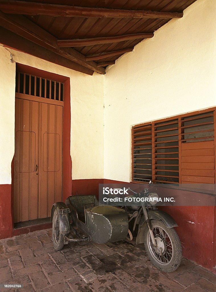 Stary Motocykl, Kuba - Zbiór zdjęć royalty-free (Kuba)