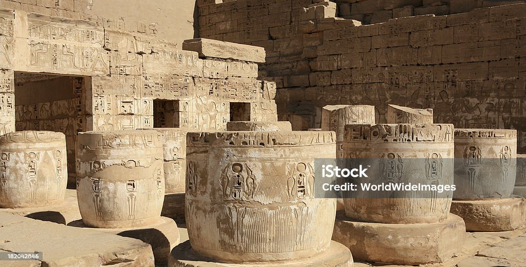 Temple of Habu. (Ramese 3 - Zbiór zdjęć royalty-free (Architektura)