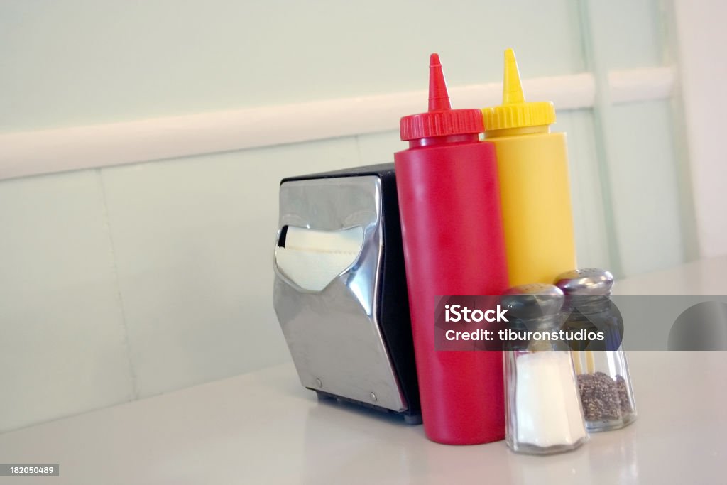 Заправка Diner Essentials - Стоковые фото Кетчуп роялти-фри