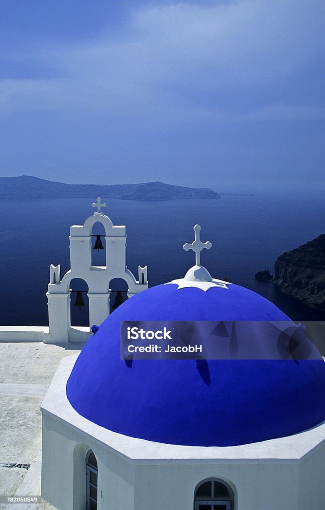 Santorini Igreja e Belltower - Royalty-free Azul Foto de stock