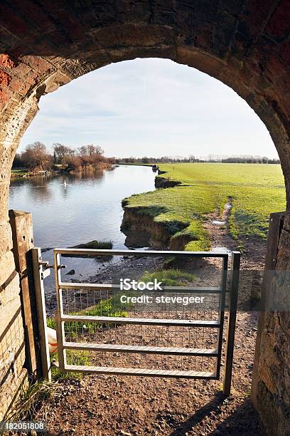 The Thames Path At Halfpenny Bridge In Lechlade England Stock Photo - Download Image Now